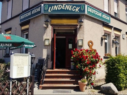 Photo: Lindeneck